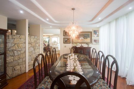 Casa à venda com 1200m², 3 quartos e 6 vagasCopa