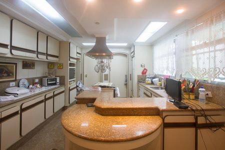 Casa à venda com 1200m², 3 quartos e 6 vagasCozinha