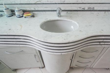 Casa à venda com 1200m², 3 quartos e 6 vagasBanheiro da Suíte 2