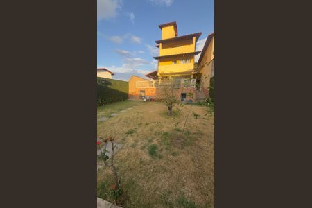 Casa à venda com 350m², 4 quartos e 3 vagasQuintal