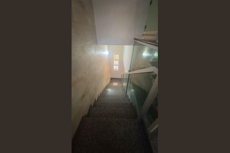 Casa à venda com 350m², 4 quartos e 3 vagasCorredor