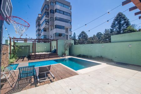 Casa à venda com 344m², 4 quartos e 2 vagas Casa à venda com 344m², 4 quartos e 2 vagasPiscina