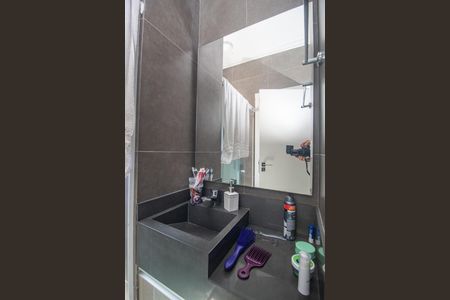 Casa à venda com 344m², 4 quartos e 2 vagas Casa à venda com 344m², 4 quartos e 2 vagasBanheiro da Suíte 2