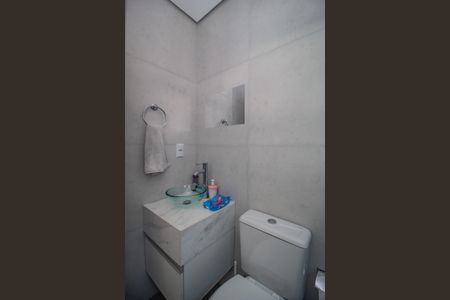 Casa à venda com 344m², 4 quartos e 2 vagas Casa à venda com 344m², 4 quartos e 2 vagasBanheiro da Suíte