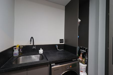 Apartamento à venda com 126m², 2 quartos e 1 vagaÁrea de Serviço