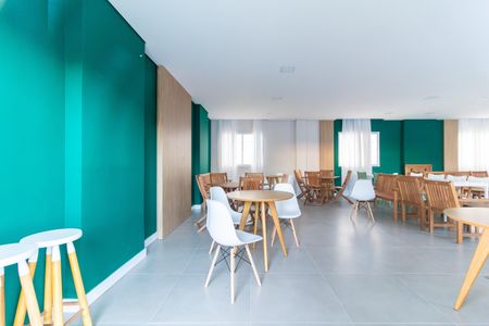 Apartamento para alugar com 36m², 2 quartos e sem vaga Apartamento para alugar com 36m², 2 quartos e sem vagaÁrea comum - Salão de festas