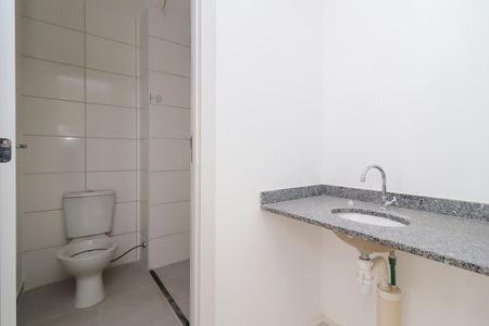 Apartamento para alugar com 36m², 2 quartos e sem vaga Apartamento para alugar com 36m², 2 quartos e sem vagaBanheiro