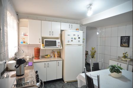 Casa à venda com 217m², 5 quartos e 2 vagasCozinha