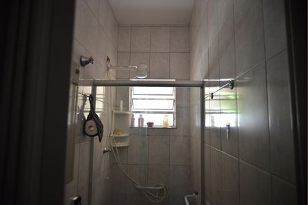Casa à venda com 217m², 5 quartos e 2 vagasBanheiro de Serviço