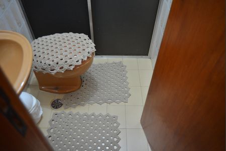 Casa à venda com 217m², 5 quartos e 2 vagasBanheiro Social