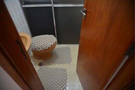 Casa à venda com 217m², 5 quartos e 2 vagasBanheiro Social