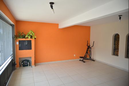 Casa à venda com 217m², 5 quartos e 2 vagasGaragem