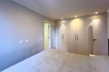 Apartamento à venda com 160m², 4 quartos e 2 vagas Apartamento à venda com 160m², 4 quartos e 2 vagasSuíte