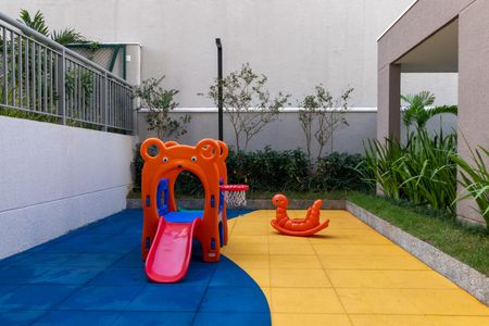 Apartamento à venda com 39m², 1 quarto e sem vaga Apartamento à venda com 39m², 1 quarto e sem vagaÁrea comum - Playground