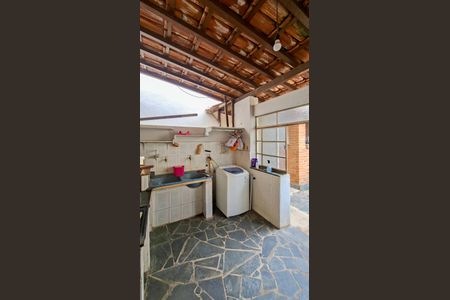 Casa à venda com 229m², 7 quartos e 4 vagasÁrea de Serviço