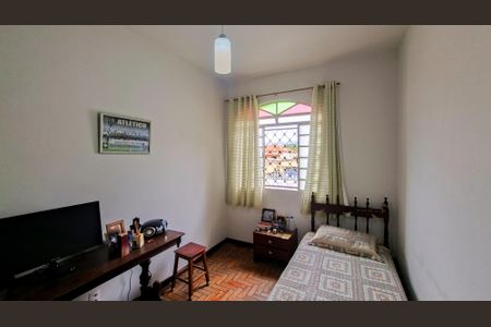 Casa à venda com 229m², 7 quartos e 4 vagasQuarto 3