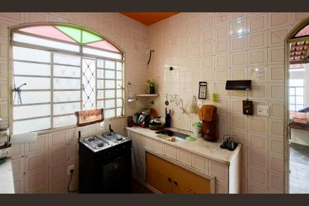 Casa à venda com 229m², 7 quartos e 4 vagasCozinha