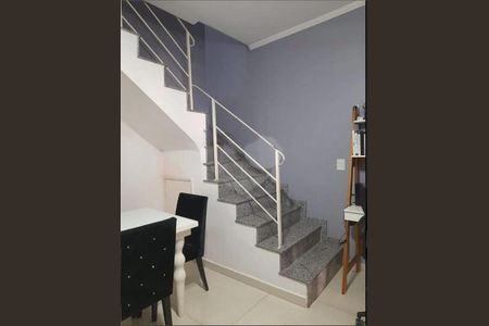 Casa à venda com 2 quartos, 118m² em Chora Menino, São Paulo