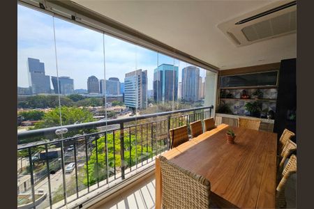 Apartamento à venda com 138m², 3 quartos e 3 vagas