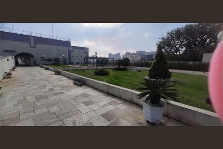 Apartamento à venda com 34m², 1 quarto e 1 vaga