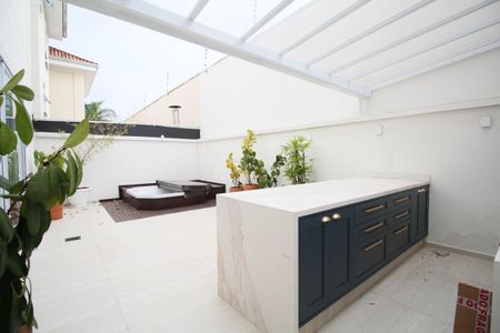 Casa à venda com 350m², 3 quartos e 3 vagasVaranda gourmet