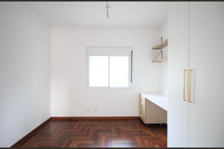 Casa à venda com 350m², 3 quartos e 3 vagasSuíte 2