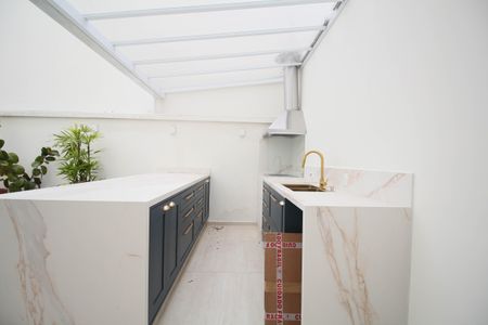 Casa à venda com 350m², 3 quartos e 3 vagasVaranda gourmet