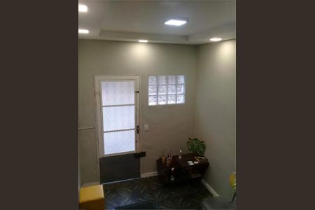 Casa à venda com 4 quartos, 129m² em Cidade Mãe do Céu, São Paulo