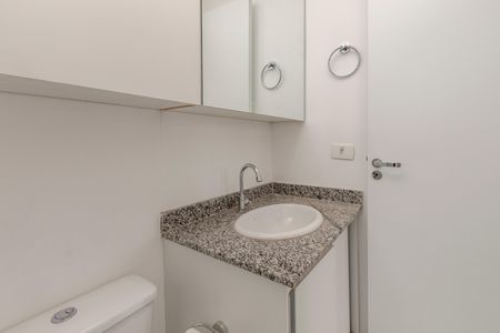 Studio para alugar com 25m², 1 quarto e sem vaga Studio para alugar com 25m², 1 quarto e sem vagaBanheiro