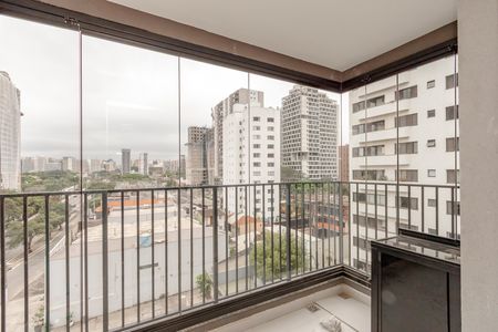 Varanda de kitnet/studio para alugar com 1 quarto, 25m² em Campo Belo, São Paulo
