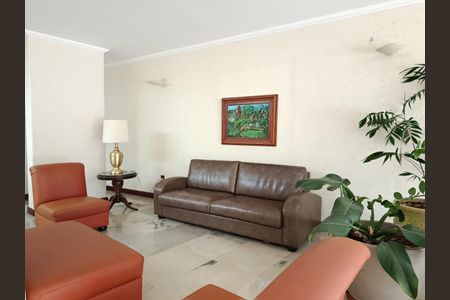 Apartamento à venda com 147m², 2 quartos e 1 vaga Apartamento à venda com 147m², 2 quartos e 1 vagaÁrea comum