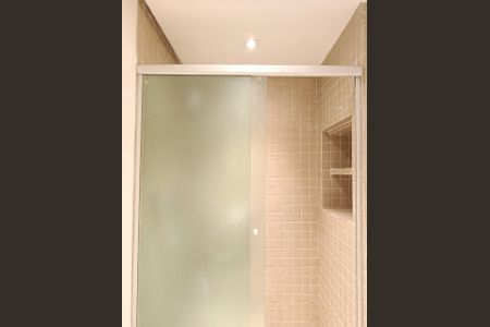 Apartamento à venda com 147m², 2 quartos e 1 vaga Apartamento à venda com 147m², 2 quartos e 1 vagaBanheiro