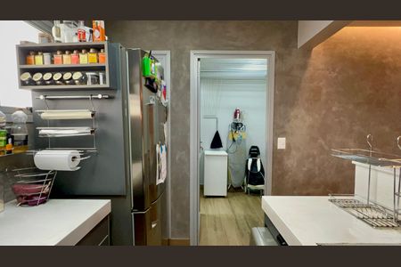 Apartamento à venda com 117m², 3 quartos e 2 vagas Apartamento à venda com 117m², 3 quartos e 2 vagasCozinha