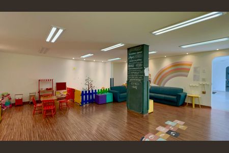 Apartamento à venda com 117m², 3 quartos e 2 vagas Apartamento à venda com 117m², 3 quartos e 2 vagasÁrea comum - Brinquedoteca