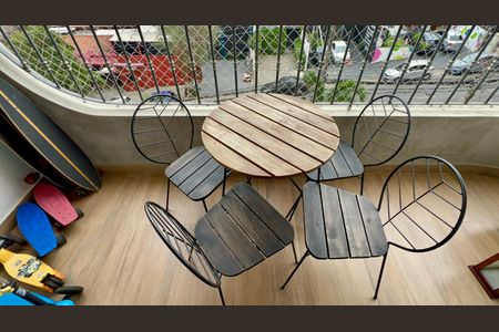 Apartamento à venda com 117m², 3 quartos e 2 vagas Apartamento à venda com 117m², 3 quartos e 2 vagasVaranda da Sala de TV