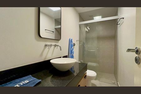 Apartamento à venda com 117m², 3 quartos e 2 vagas Apartamento à venda com 117m², 3 quartos e 2 vagasBanheiro Social