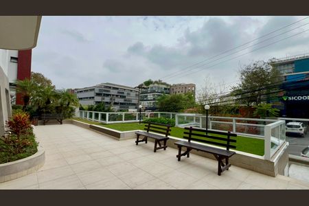 Apartamento à venda com 117m², 3 quartos e 2 vagas Apartamento à venda com 117m², 3 quartos e 2 vagasÁrea comum