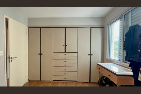 Apartamento à venda com 117m², 3 quartos e 2 vagas Apartamento à venda com 117m², 3 quartos e 2 vagasBanheiro da Suíte