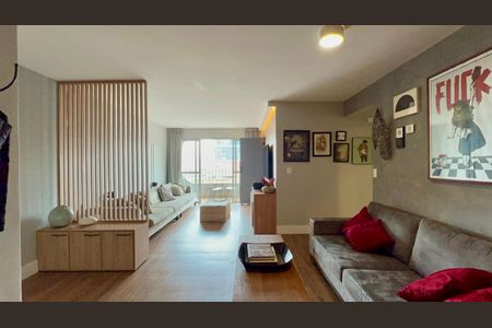 Apartamento à venda com 117m², 3 quartos e 2 vagas Apartamento à venda com 117m², 3 quartos e 2 vagasSala