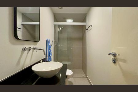 Apartamento à venda com 117m², 3 quartos e 2 vagas Apartamento à venda com 117m², 3 quartos e 2 vagasBanheiro Social