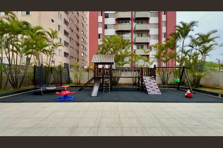 Apartamento à venda com 117m², 3 quartos e 2 vagas Apartamento à venda com 117m², 3 quartos e 2 vagasÁrea comum - Playground