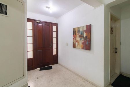 Apartamento à venda com 70m², 2 quartos e sem vagaHall de Entrada
