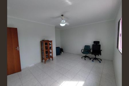 Casa à venda com 280m², 4 quartos e 2 vagas Casa à venda com 280m², 4 quartos e 2 vagasFoto 26