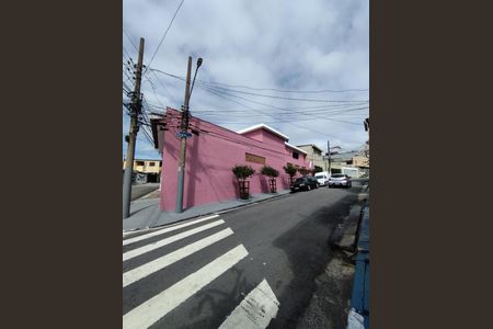 Casa à venda com 280m², 4 quartos e 2 vagas Casa à venda com 280m², 4 quartos e 2 vagasFoto 03