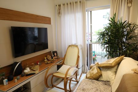 Apartamento à venda com 65m², 2 quartos e 1 vagaSala