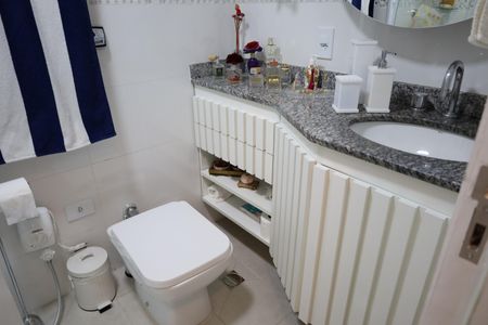 Apartamento à venda com 65m², 2 quartos e 1 vagaBanheiro