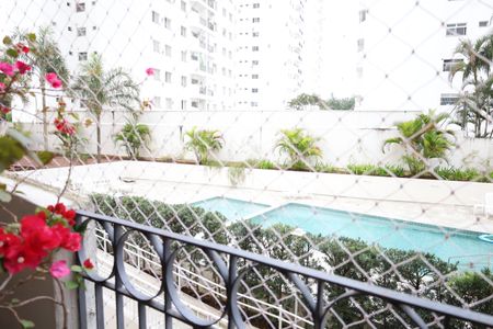 Sacada de apartamento à venda com 2 quartos, 65m² em Jardim Taquaral, São Paulo