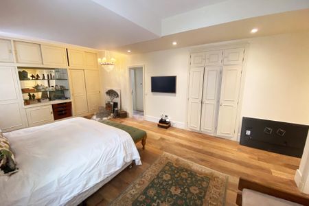 Apartamento para alugar com 190m², 2 quartos e 2 vagasQuarto 1