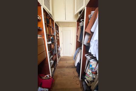 Apartamento para alugar com 190m², 2 quartos e 2 vagasCloset Quarto 1