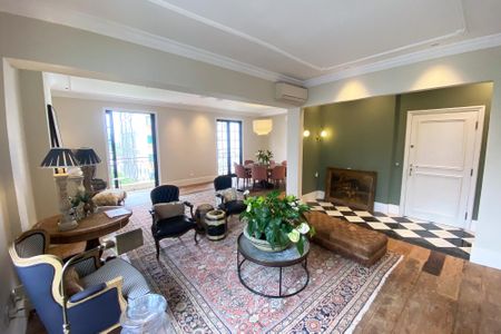 Apartamento para alugar com 190m², 2 quartos e 2 vagasSala